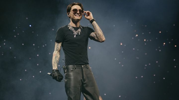 VIDEO: Peso Pluma se burla de críticas por su actitud en el escenario y desata nueva polémica