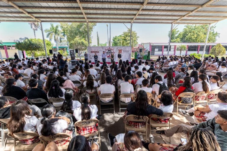 Gobierno de Sonora fortalece el emprendimiento juvenil con entrega de equipamiento