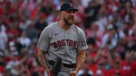 Foto que representa a Garrett Crochet lanza joya y los Red Sox derrotan a Cincinnati en el Opening Day 2026 de la MLB