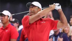 Tiger Woods es arrestado y encarcelado después de volcar su coche bajo los efectos del alcohol