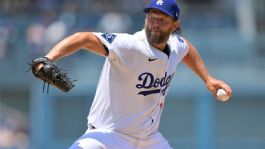 Foto que representa a MLB: Clayton Kershaw seguirá con Los Ángeles Dodgers; tendrá un nuevo cargo especial