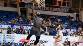 Foto que representa a Halcones de Obregón resisten y se imponen ante los Venados de Mazatlán en el inicio de su serie