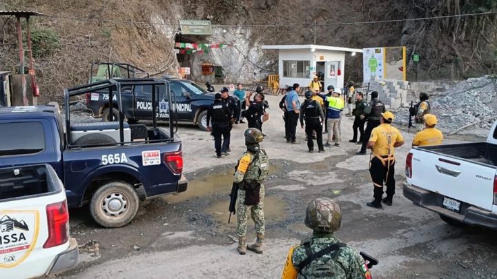 Derrumbe en mina de Sinaloa deja a cuatro trabajadores atrapados; Inician trabajos de rescate