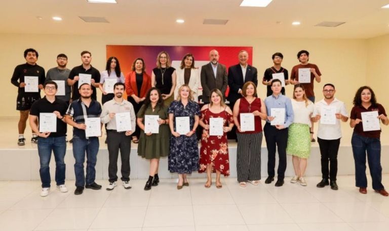 Gobierno de Sonora presenta programa de inglés para la industria de semiconductores: UES