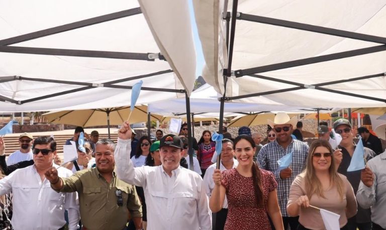 Gobierno de Sonora invita a la población a disfrutar el delfinario esta Semana Santa