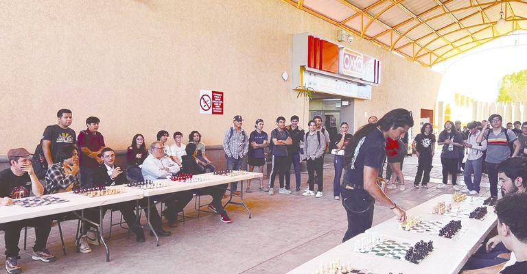 Semana de las Matemáticas en ITSON ofrece talleres de IA, GeoGebra, R y juegos de topología