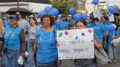 Marchan en silencio por el autismo en Hermosillo: familias alzan la voz por la inclusión con empatía y respeto