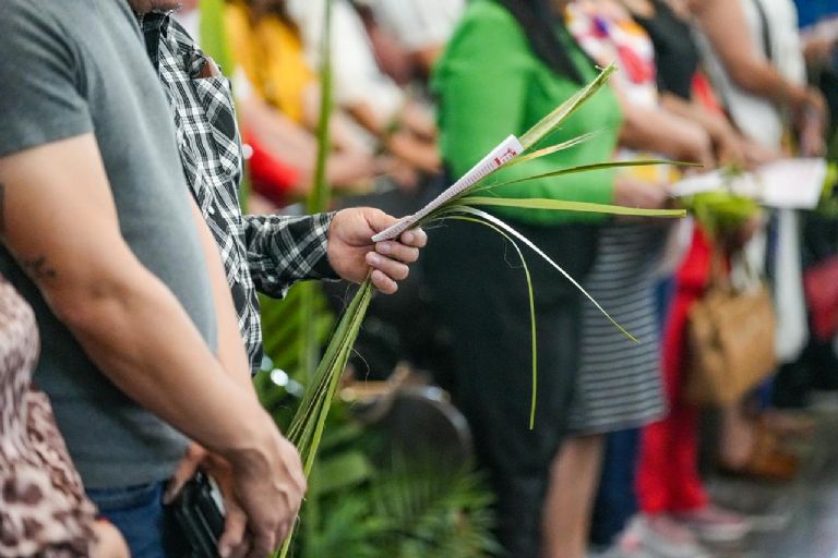 La celebración conmemora la entrada triunfal de Jesús a Jerusalén y marca el comienzo de la Semana Mayor