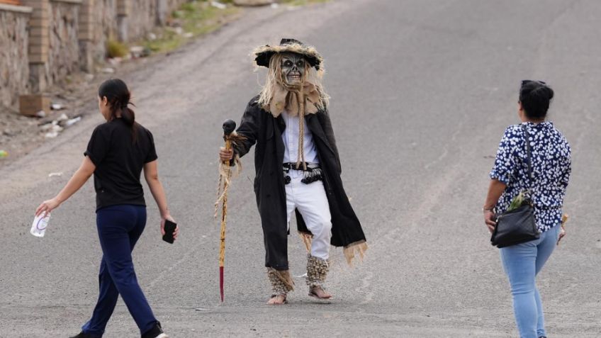 FOTOS: Entre máscaras y fe: Así se vive el Domingo de Ramos en el Coloso Alto de Hermosillo