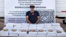 Foto que representa a Viajaba con 100 kilos de droga: Detienen a conductor de tráiler en carretera de Caborca