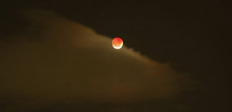 Momento máximo: 05:33 horas 