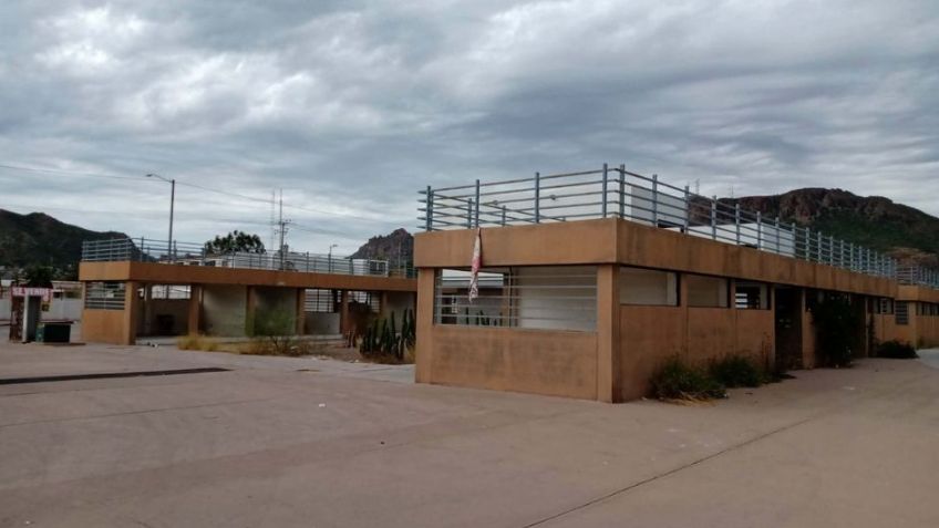 Líderes ribereños y comerciantes pugnan por rescate de mercado de mariscos; está en total olvido