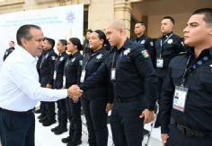 Foto ilustrativa de nota 'Toño' Astiazarán fortalece seguridad y vigilancia en Hermosillo con nuevos policías municipales