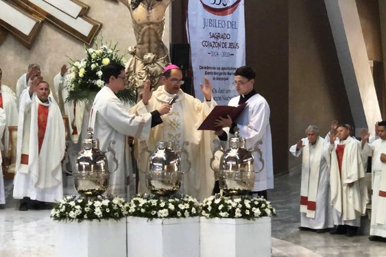 Invitan a la Santa Misa Crismal este martes de Semana Santa en la Catedral de Ciudad Obregón