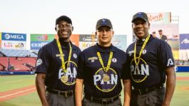 Foto que representa a Cuatro ampayers con experiencia en la Serie del Caribe estarán en el Clásico Mundial: Hay un mexicano