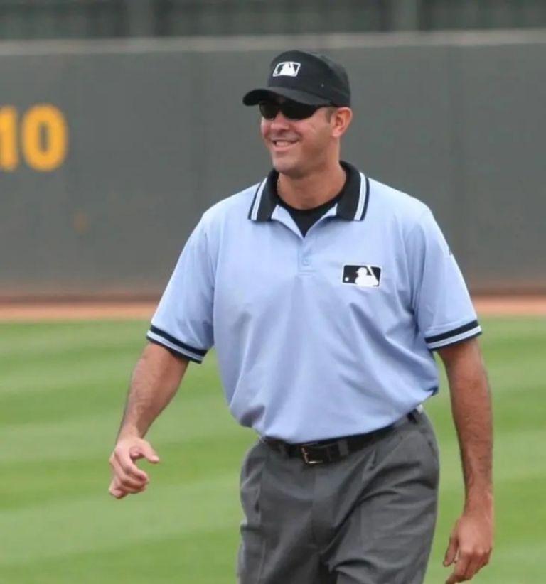 Cuatro ampayers con experiencia en la Serie del Caribe estarán en el Clásico Mundial: Hay un mexicano