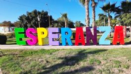 Foto que representa a Continúan trabajos del letrero emblemático de Esperanza en Cajeme; pintura y adoquinado avanzan rápidamente