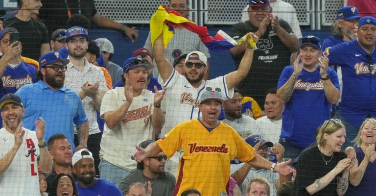 Los aficionados venezolanos festejaron en grande