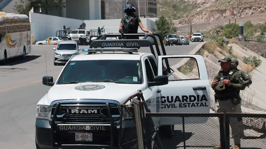 Detienen a tres policías por asesinato de pareja en San Luis Potosí; los habrían confundido