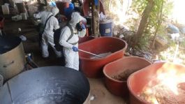 Foto que representa a GOLPE al narcotráfico: Aseguran 300 kilos de metanfetamina tras desmantelar laboratorio en Guerrero