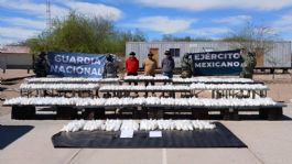 Foto que representa a Duro golpe al narcotráfico: Incautan media tonelada de crystal en retén militar de Sonora