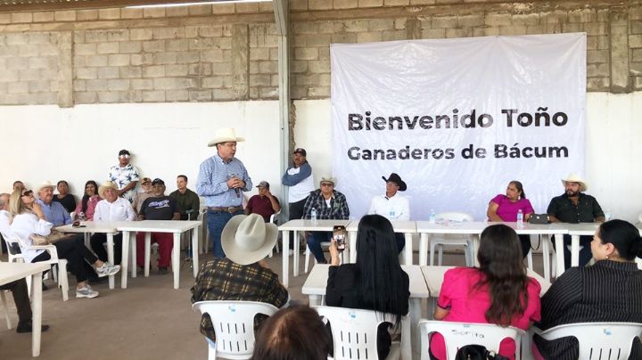 'Toño' Astiazarán se reúne con ganaderos de Bácum y destaca importancia del apoyo a sectores primarios