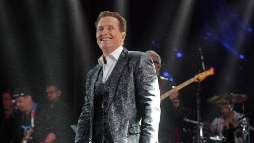 VIDEOS: Emmanuel fue 'El Rey Azul' del Vino Fest 2026; miles cantan y disfrutan de gran noche