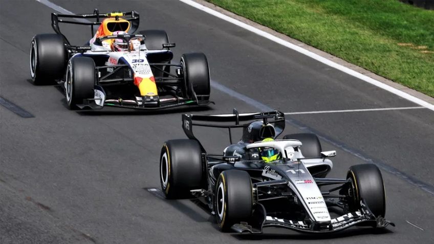 'Checo' Pérez tiene la primera polémica en su regreso a la F1; Liam Lawson arremete contra el mexicano