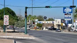 Foto que representa a Ayuntamiento de Hermosillo instala semáforo peatonal en crucero de Yáñez y Progreso